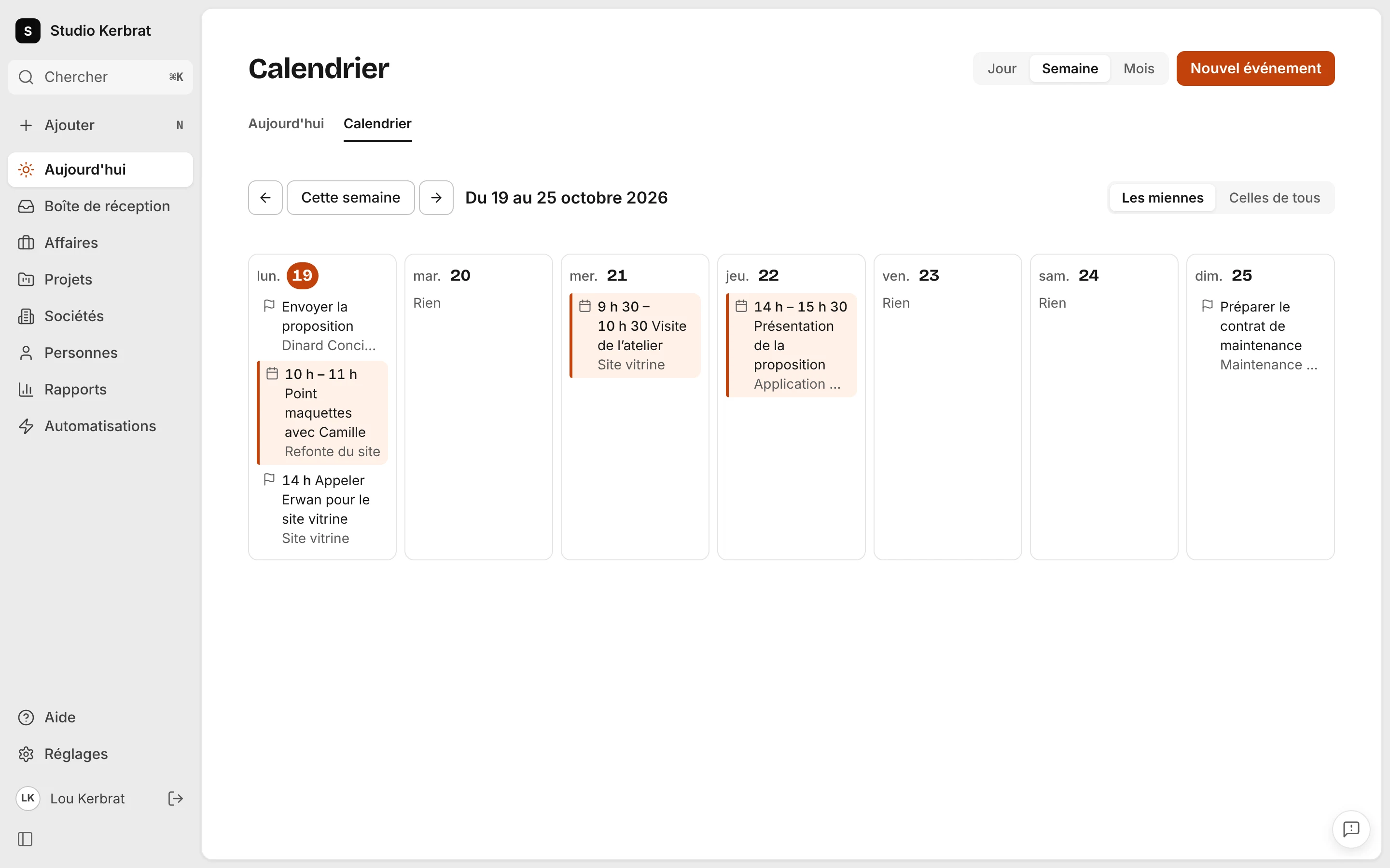 Le calendrier de la semaine : le rendez-vous avec Camille vendredi à 10:00 et celui avec Gaëlle jeudi à 14:00.